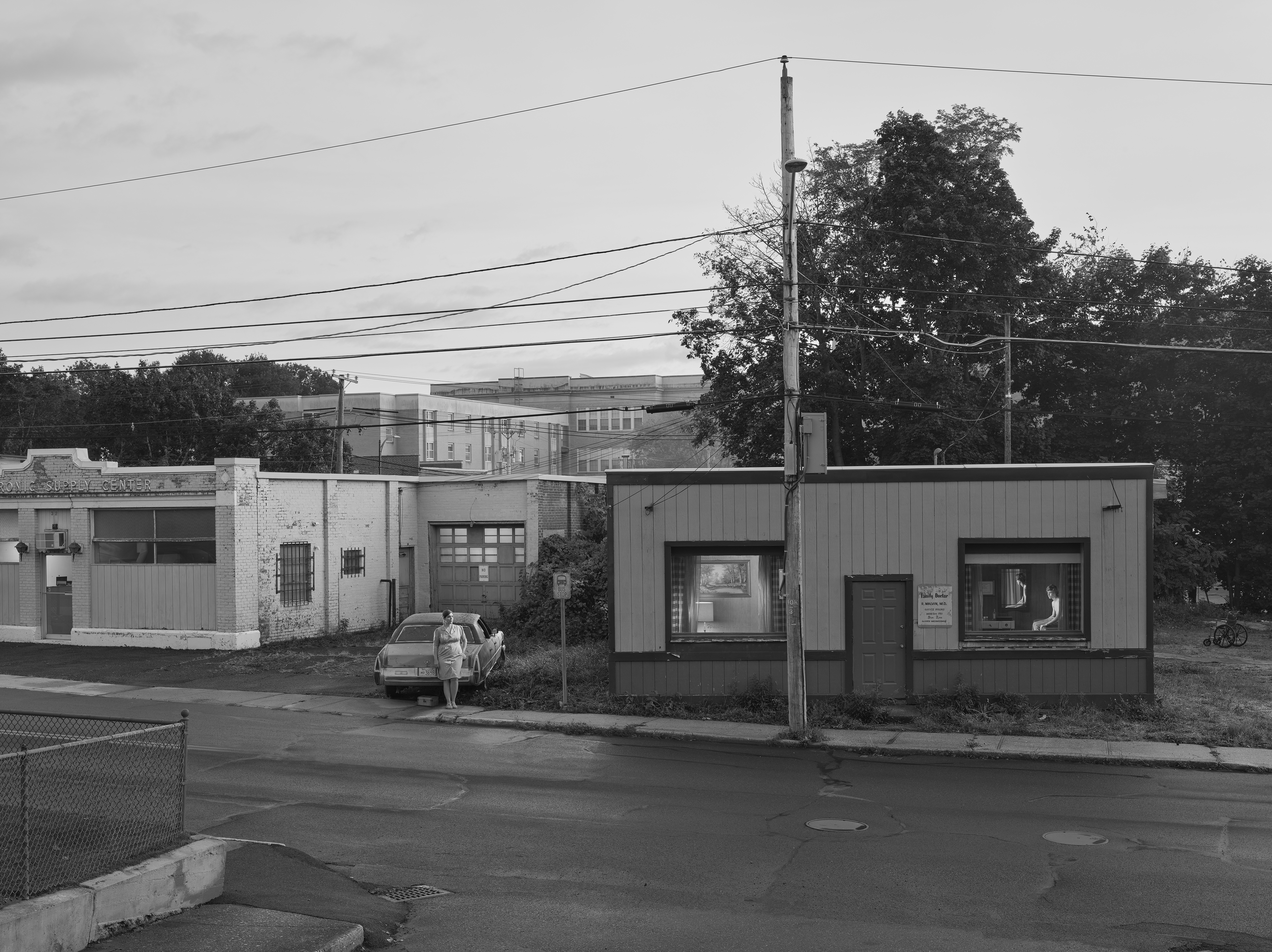 【超歓迎】 CREWDSON_The_Family_Doctor_GC_ コレクション